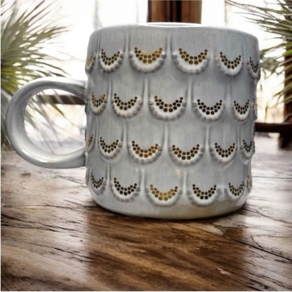 STARBUCKS 2016 Grey & Gold Mermaid Scale Mug - 10 fl oz - Collectible / Rare - Picture 2 of 7